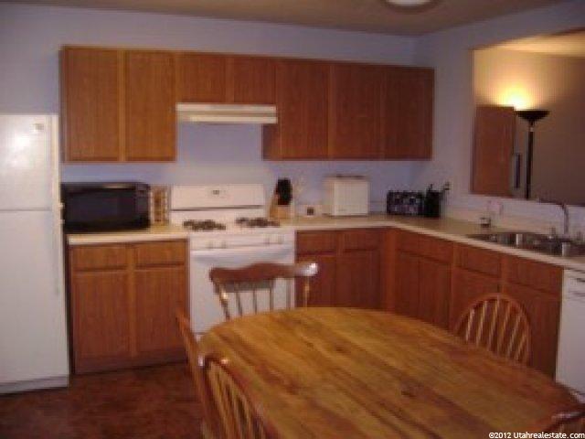 2018 N 2165 W, Clinton, UT 84015 — photo 2