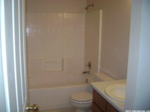 2018 N 2165 W, Clinton, UT 84015 — photo 5