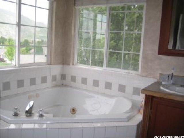 8066 S Cedar Ct, South Weber, UT 84405 — photo 6