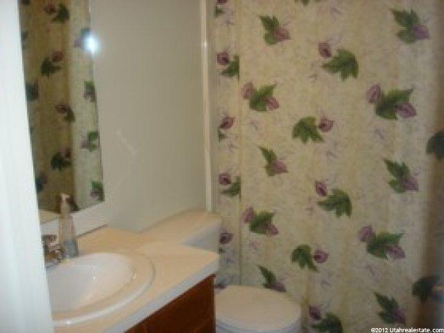 760 E Clearwater Ct, Layton, UT 84041 — photo 10