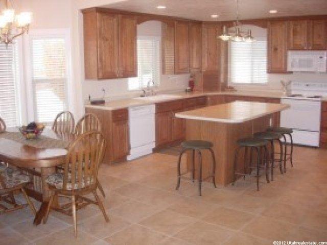 331 S Park View Cir, Bountiful, UT 84010 — photo 4