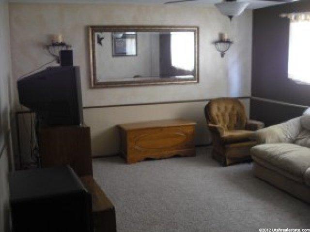 651 W 1060 N, Clinton, UT 84015 — photo 12