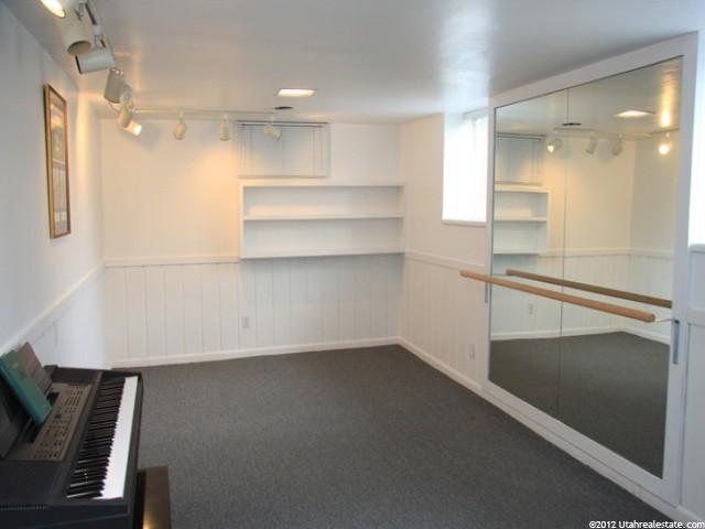 4834 S Harper St E, Holladay, UT 84117 — photo 11