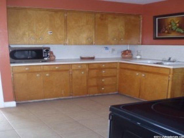 2177 Van Buren Ave, Ogden, UT 84401 — photo 2