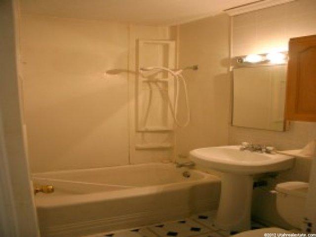 144 N 200 W, Hyrum, UT 84319 — photo 3