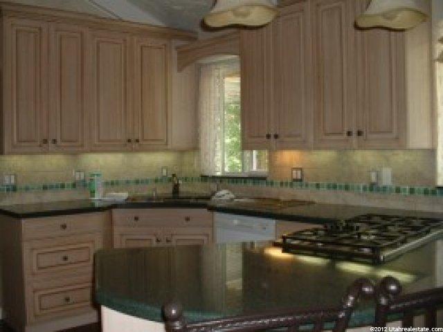 9844 S 2465 E, Sandy, UT 84092 — photo 4