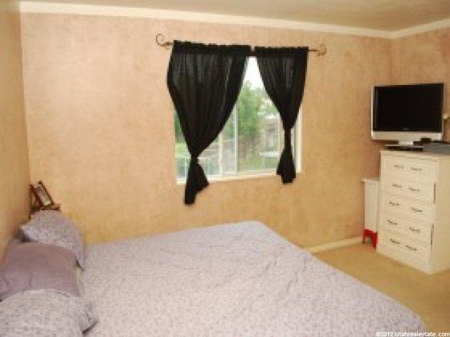 208 W 2050 S, Clearfield, UT 84015 — photo 7