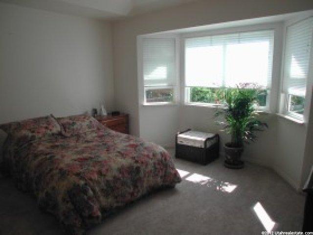 349 W 850 N, Centerville, UT 84014 — photo 4
