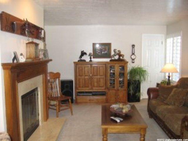 5558 S 1025 E, South Ogden, UT 84405 — photo 9