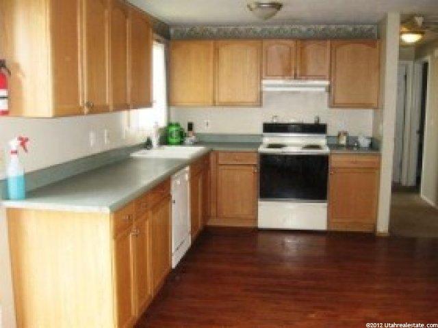 1643 N 2850 W, Clinton, UT 84015 — photo 3