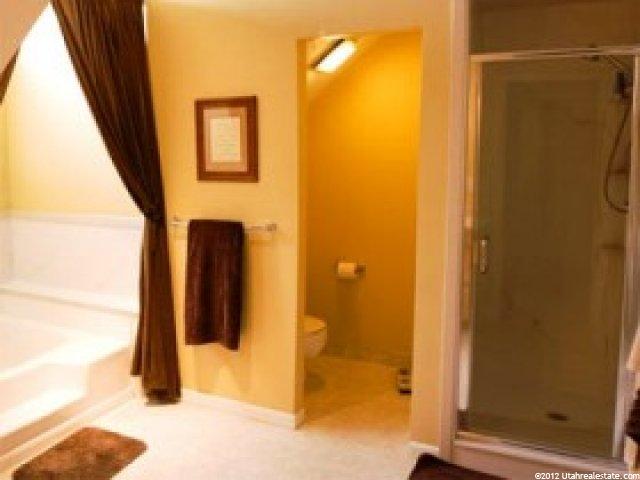 521 E 800 S, Centerville, UT 84014 — photo 9