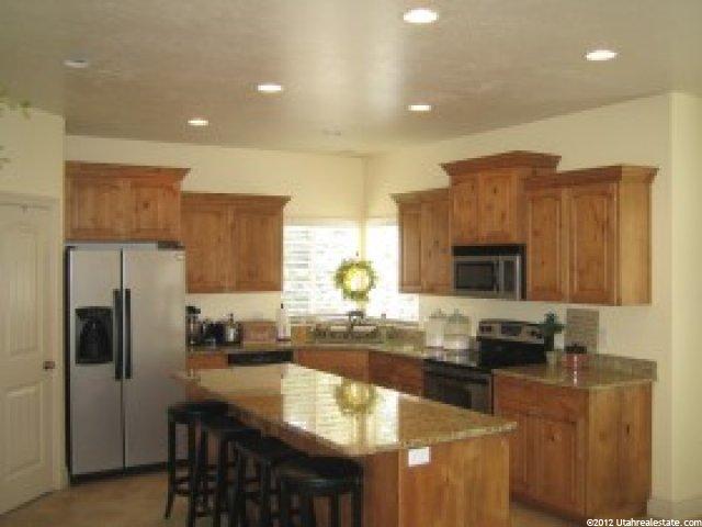 409 S 800 E, Kaysville, UT 84037 — photo 2