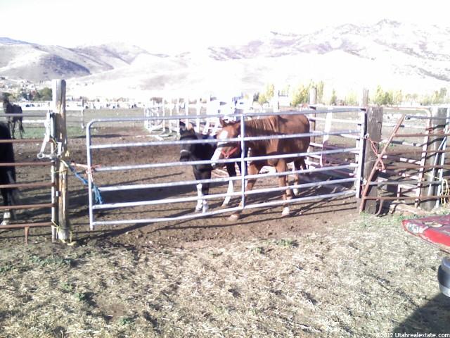 9040 E 500 S, Huntsville, UT 84317 — photo 2