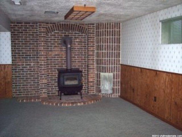 945 S 1350 W, Clearfield, UT 84015 — photo 4