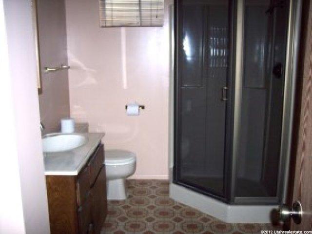 945 S 1350 W, Clearfield, UT 84015 — photo 5