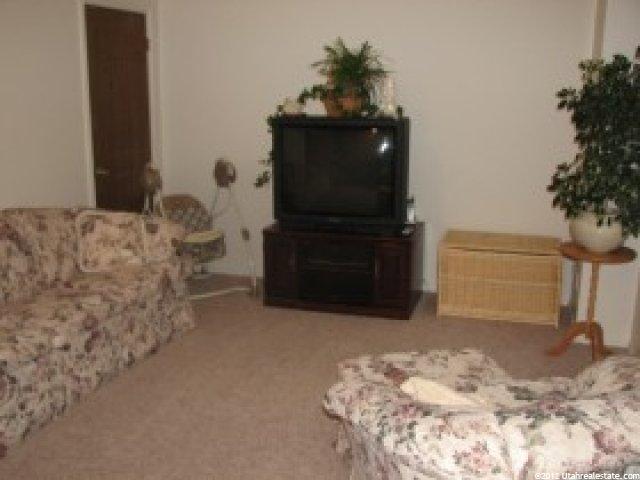 881 E 575 N, Layton, UT 84041 — photo 10