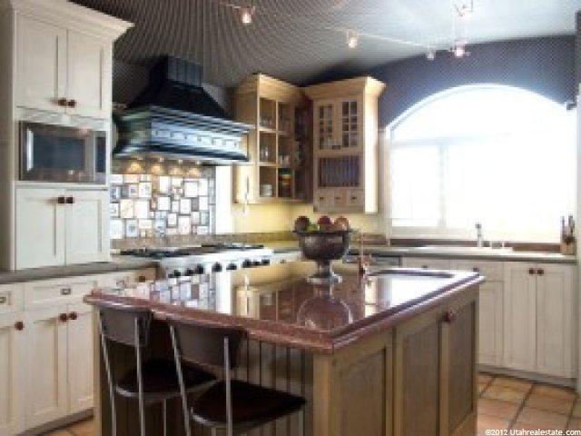 1454 Skyline Dr, Bountiful, UT 84010 — photo 6