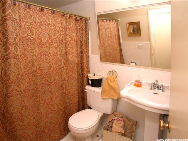 1035 N Main St, Bountiful, UT 84010 — photo 9