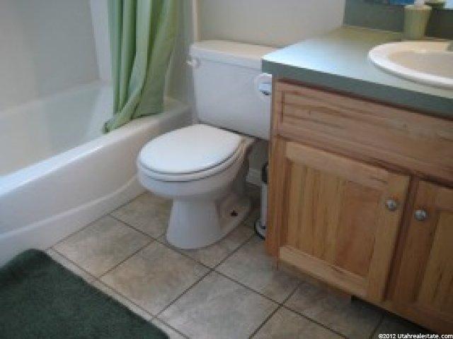 2194 View Dr, South Weber, UT 84405 — photo 10