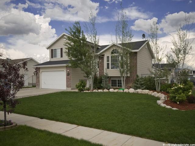 1944 N 1450 W, Clinton, UT 84015 — photo 3