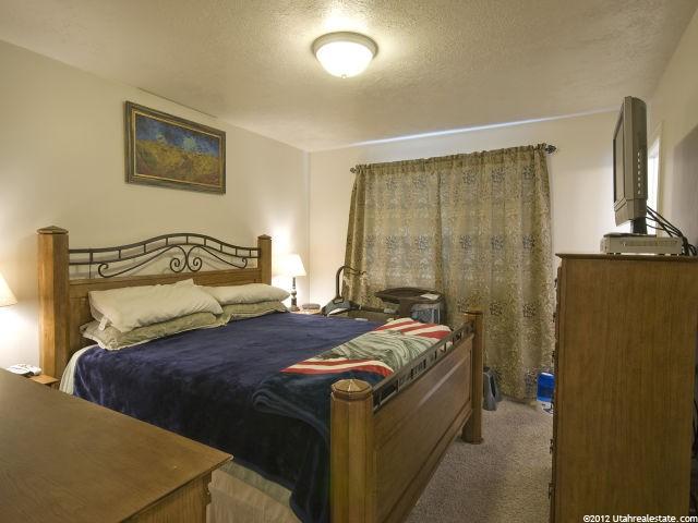 1944 N 1450 W, Clinton, UT 84015 — photo 8