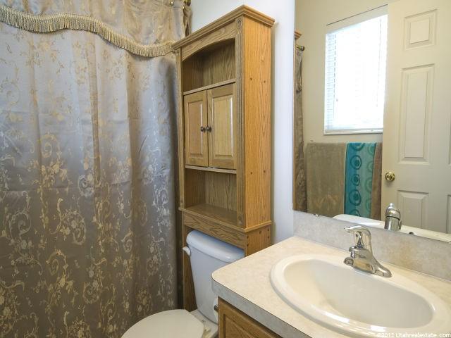 1944 N 1450 W, Clinton, UT 84015 — photo 9
