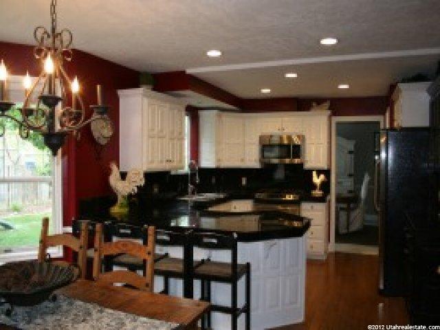 8908 S Easthills Dr, Sandy, UT 84093 — photo 7