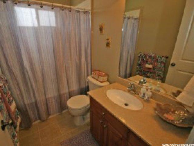 421 N 200 E, Hyde Park, UT 84318 — photo 9