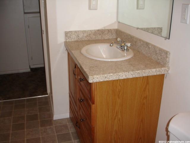 534 Carol Dr, Layton, UT 84041 — photo 7