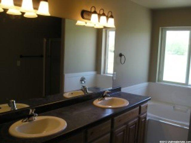 1048 S 830 W, Logan, UT 84321 — photo 2