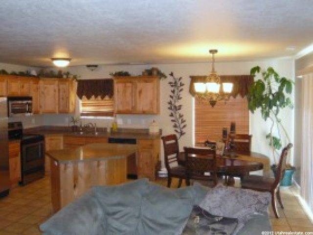 1677 N 25 E, Layton, UT 84041 — photo 4