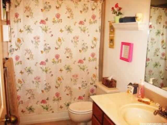 306 N 1500 E, Layton, UT 84040 — photo 9