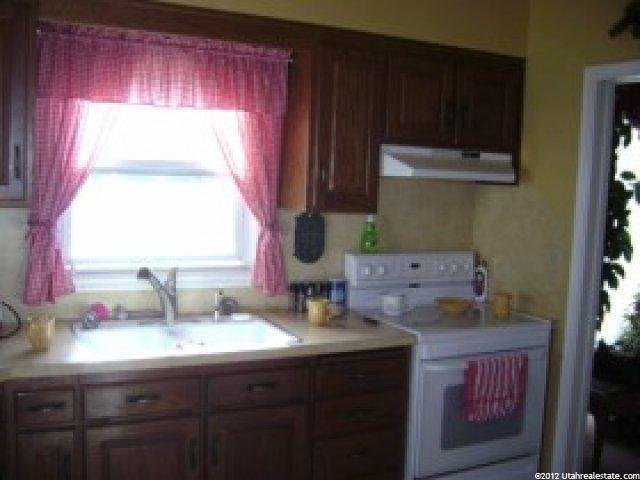 5238 S 2050 W, Roy, UT 84067 — photo 3