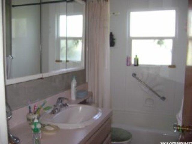 5238 S 2050 W, Roy, UT 84067 — photo 7