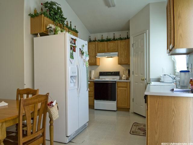 574 E 700 N, Ogden, UT 84404 — photo 8
