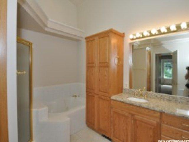 5465 S 150 E, Washington Terrace, UT 84405 — photo 11