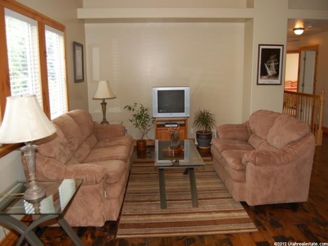 152 S 550 W, Layton, UT 84041 — photo 2