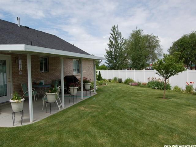956 W 1730 N, Clinton, UT 84015 — photo 7
