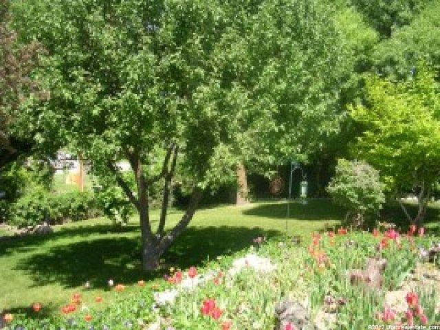 135 N Orchard Ave E, Ogden, UT 84404 — photo 2