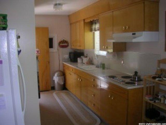 135 N Orchard Ave E, Ogden, UT 84404 — photo 9