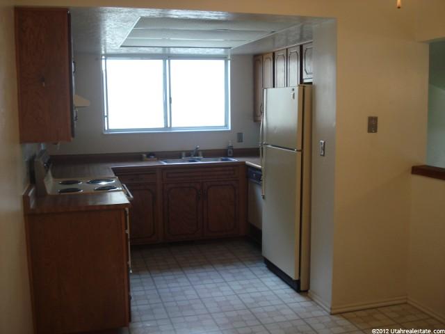 235 E 1900 S, Clearfield, UT 84015 — photo 3