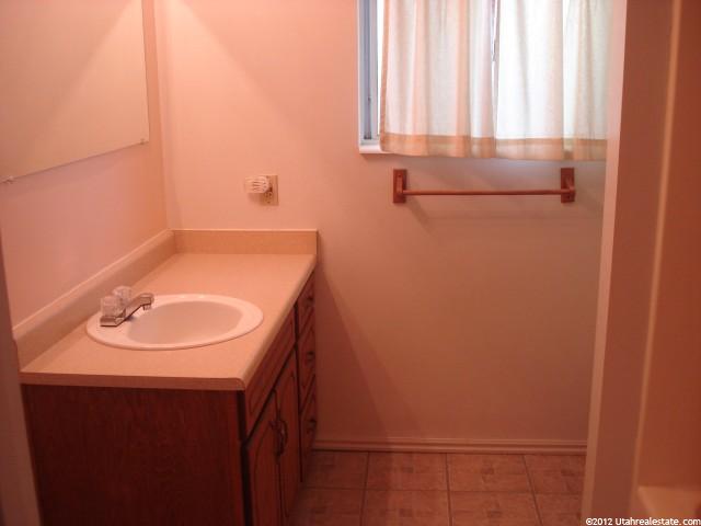 235 E 1900 S, Clearfield, UT 84015 — photo 4