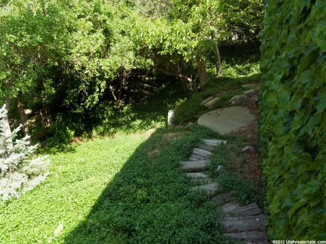 836 E 250 N, Bountiful, UT 84010 — photo 12