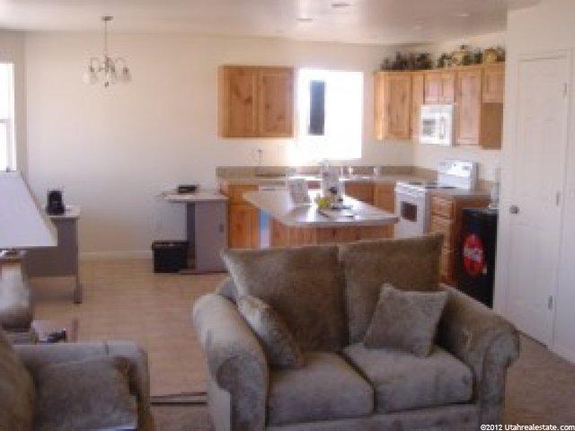 5460 S 2450 W, Roy, UT 84067 — photo 2