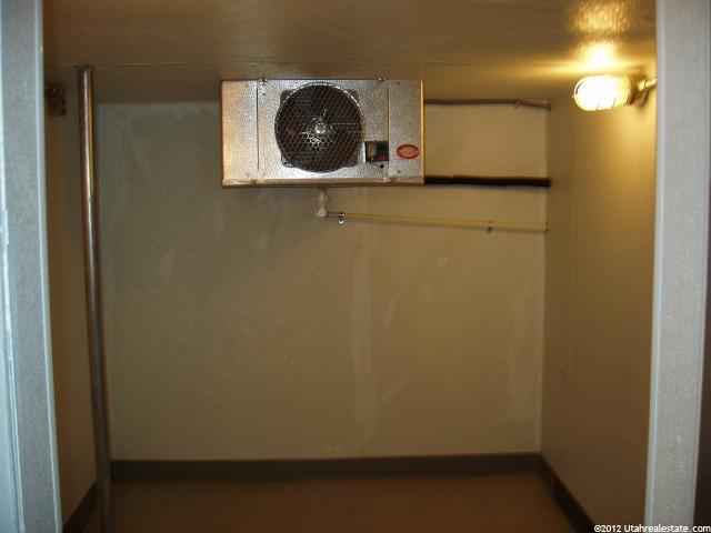 633 S Main St, Logan, UT 84321 — photo 6