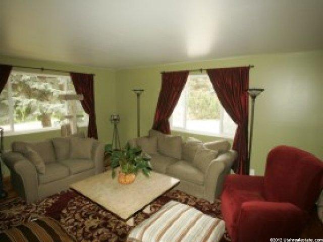 8719 Vaquero Dr, Sandy, UT 84094 — photo 3