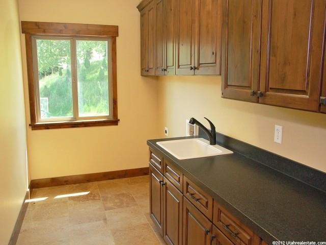 2596 Fairway Cir, Bountiful, UT 84010 — photo 8