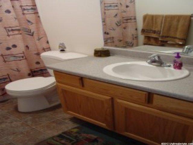 283 E 400 S, Hyrum, UT 84319 — photo 7
