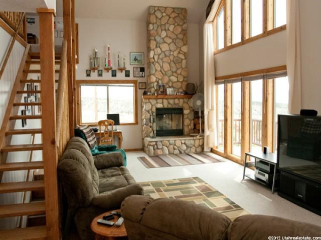 609 E 900 S, Stockton, UT 84071 — photo 2
