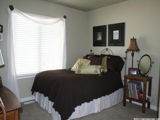 2102 Evans Cove Loop, Layton, UT 84041 — photo 4